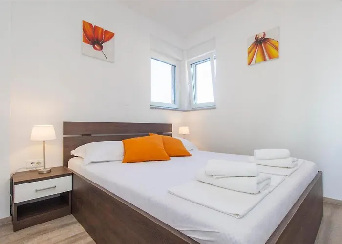 Of Murter, Two Bedroom Appartement *