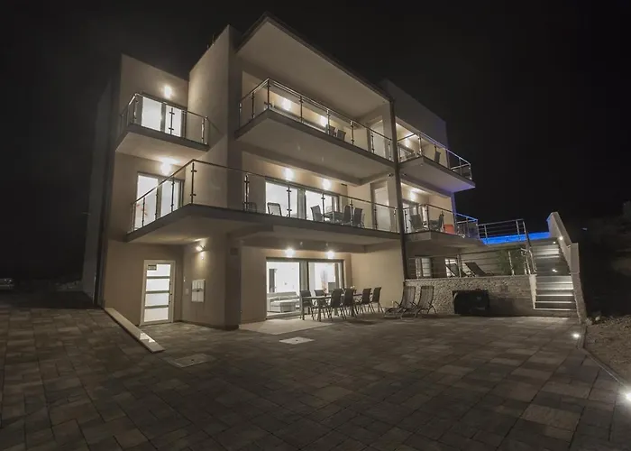 아파트 Of Murter, Two Bedroom 무르테르