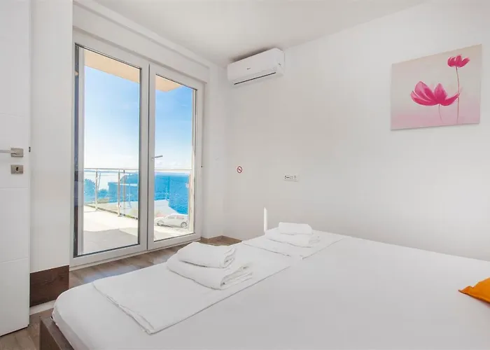 Of Murter, Two Bedroom Appartement *